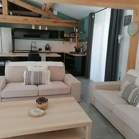 Maison Avec Jacuzzi Entre Océan&forêt Сasa de vacaciones *