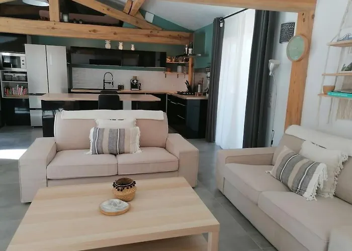 Maison Avec Jacuzzi Entre Océan&forêt Сasa de vacaciones *